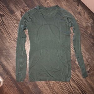 lululemon athletica Tops - Lululemon Swiftly Tech Long Sleeve Crew lululemon athletica Tops - Lululemon Swiftly Tech Long Sleeve Crew